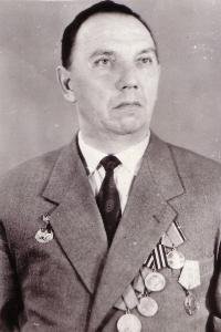 Долгополов Михаил Васильевич (1918-2001)